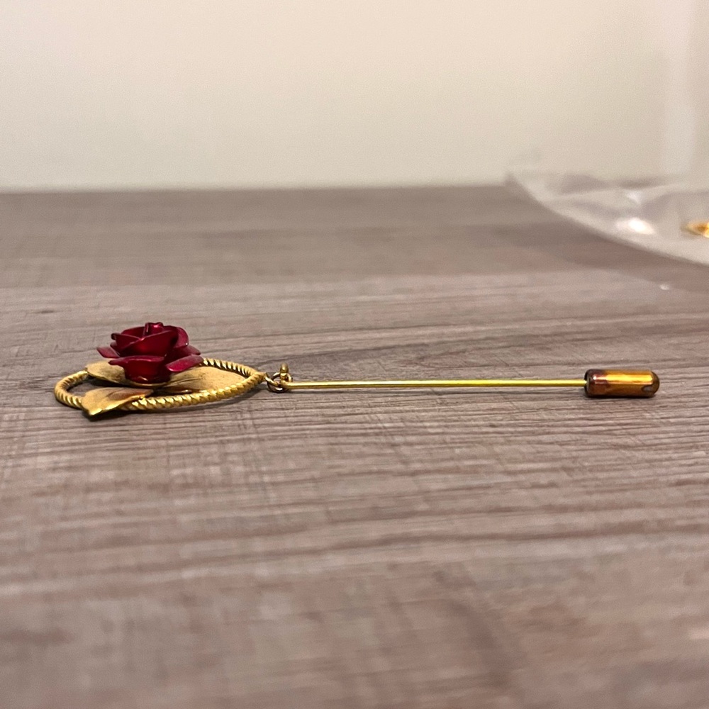 Vintage Red Rose Gold Lapel Pin - image 1